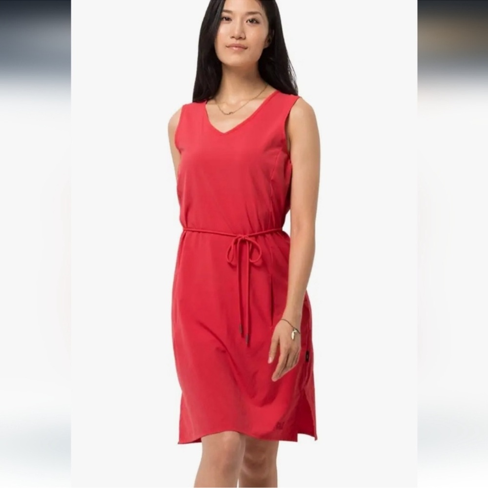 Jack Wolfskin Red Sleeveless V-Neck Tie-Waist Dress